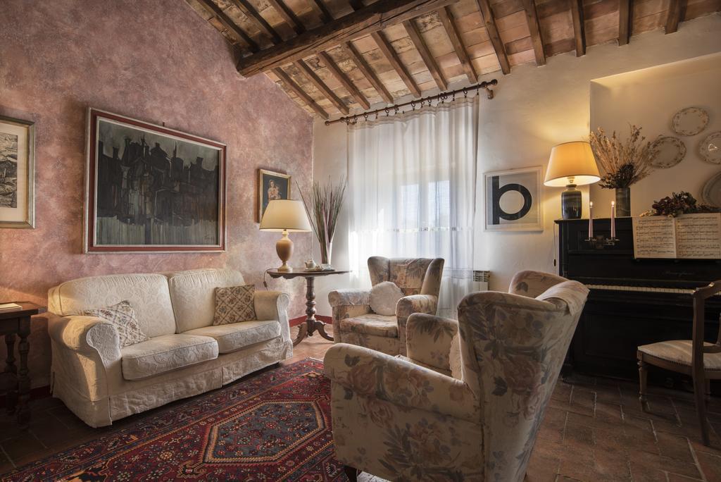 Il Casolare Di Libbiano Pensionat San Gimignano Exteriör bild